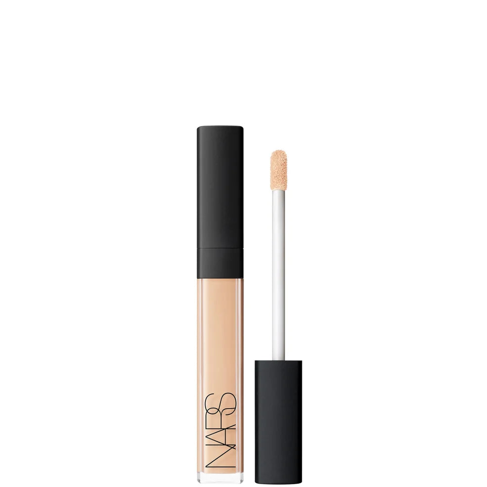 Makeup RKN ALESTOORA