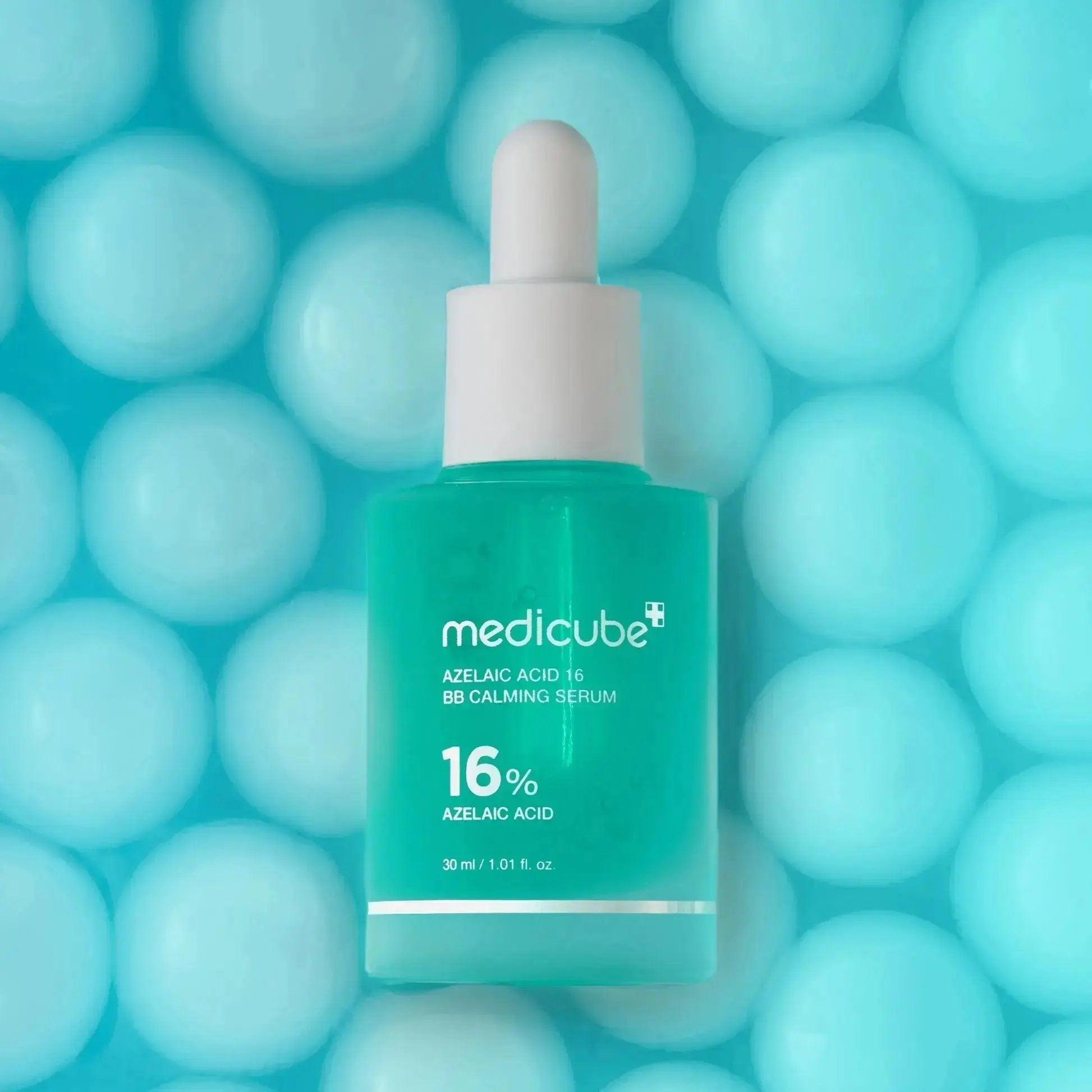 MEDICUBE Azelaic Acid 16% BB Calming Serum 30 ml Medicube