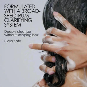 OLAPLEX No. 4C Bond Maintenance Clarifying Shampoo 250 ML OLAPLEX